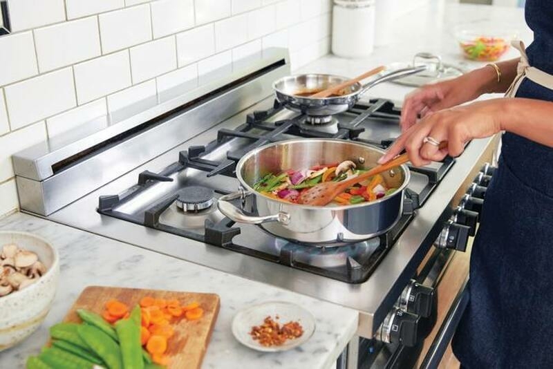 лучше всего тушить или отваривать овощи и мясо