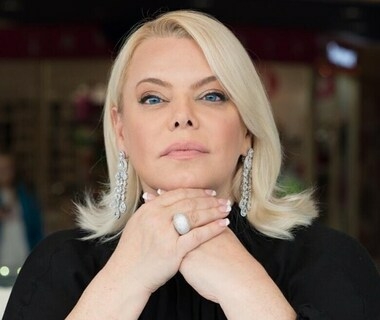 Актриса и телеведущая Яна Поплавская
