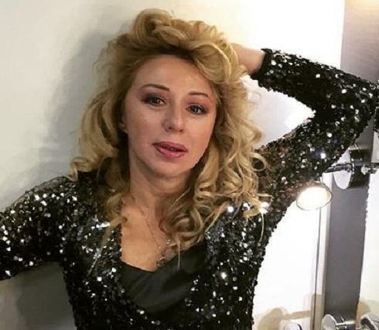 Алена Апина