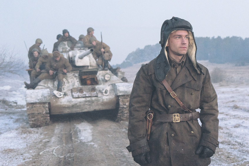 Александр Петров в фильме "Т-34"