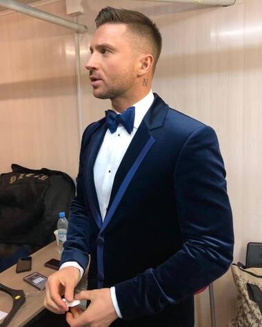Сергей Лазарев