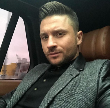 Сергей Лазарев