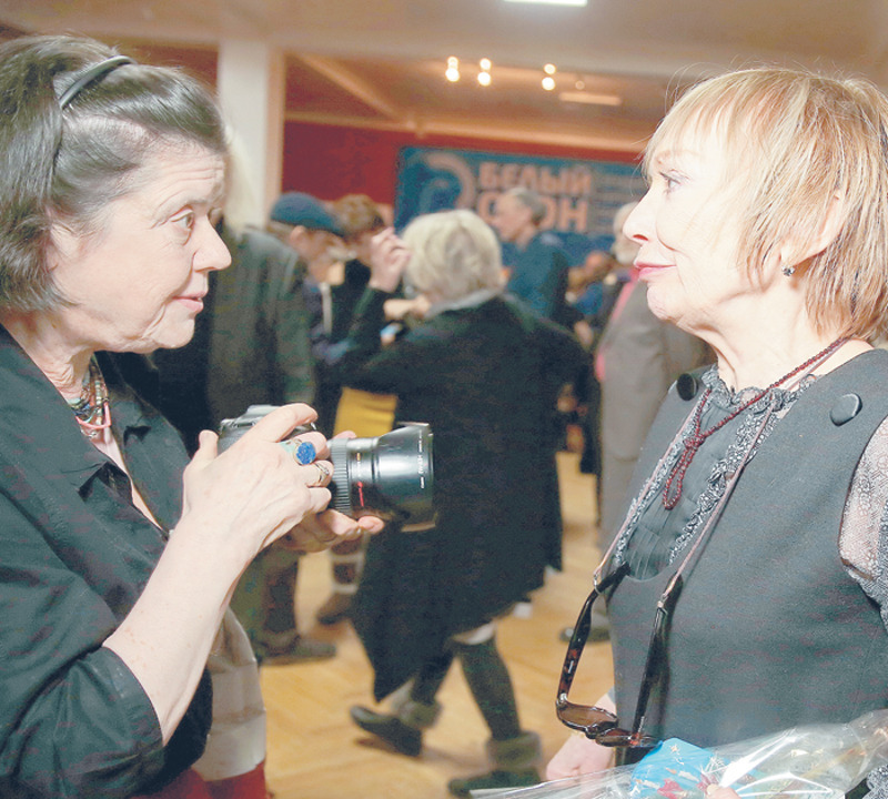 Елена Коренева