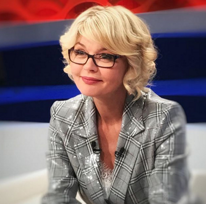 Юлия Меньшова