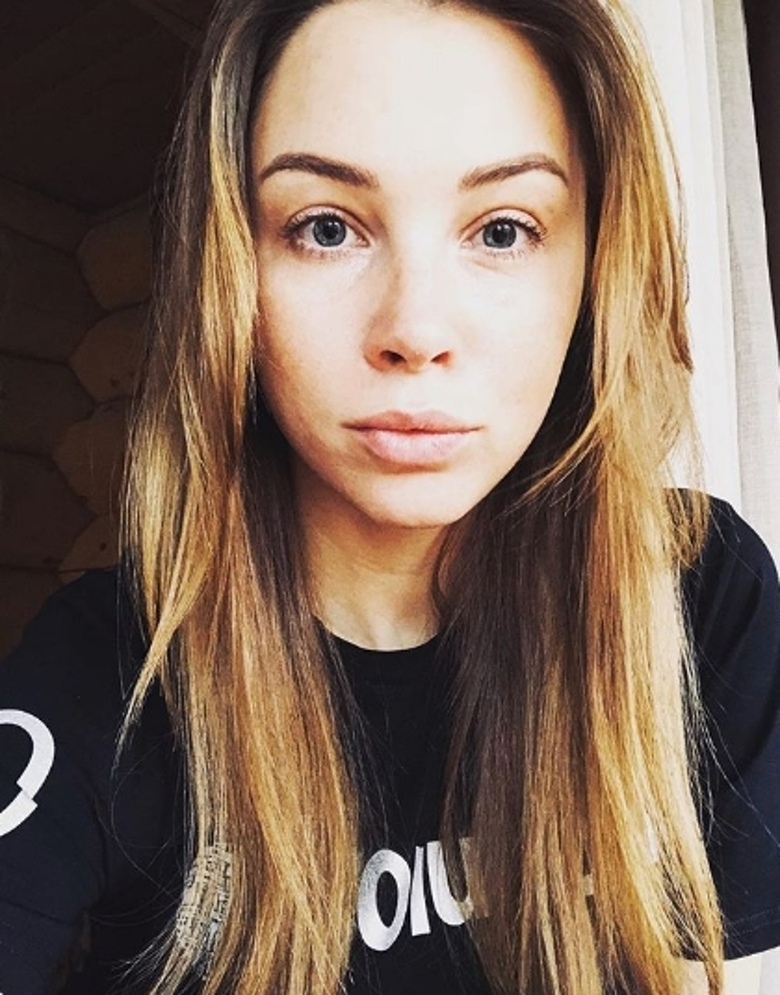 Полина Диброва