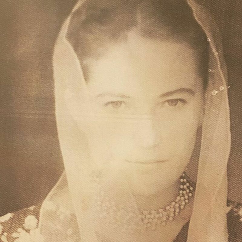 Лариса показала маму молодой