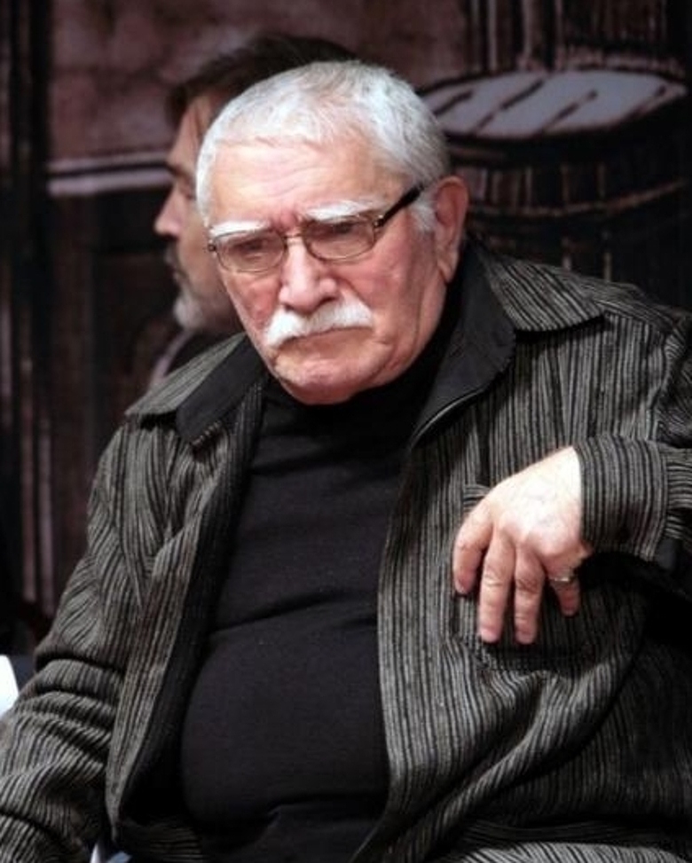 Армен Джигарханян