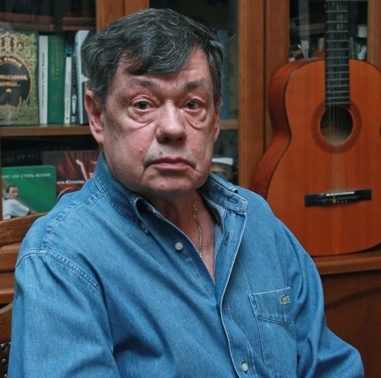 Николай Караченцов