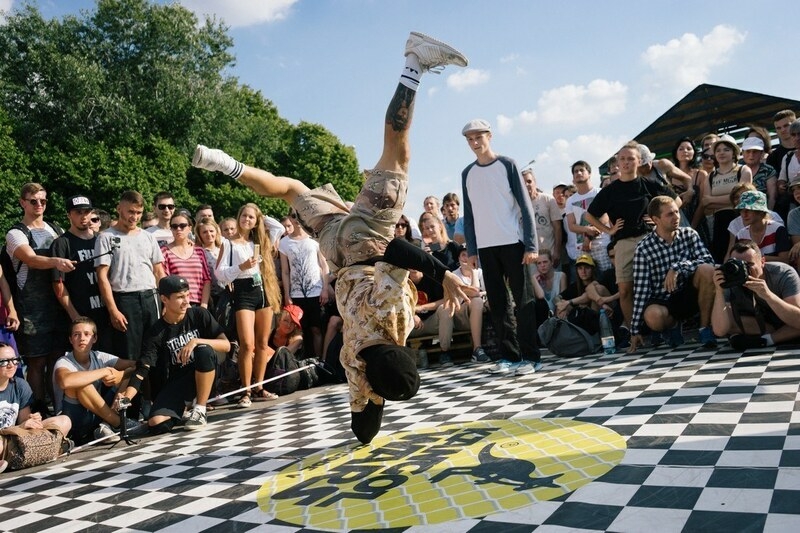 Выставка«Faces&Laces»