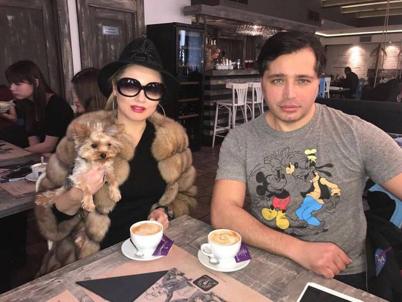 Главный редактор www.vizzoomir.com Лена Ленина берет интервью у Рустама Солнцева