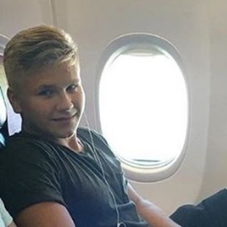 Александр накануне 16-летия