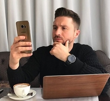 Сергей Лазарев