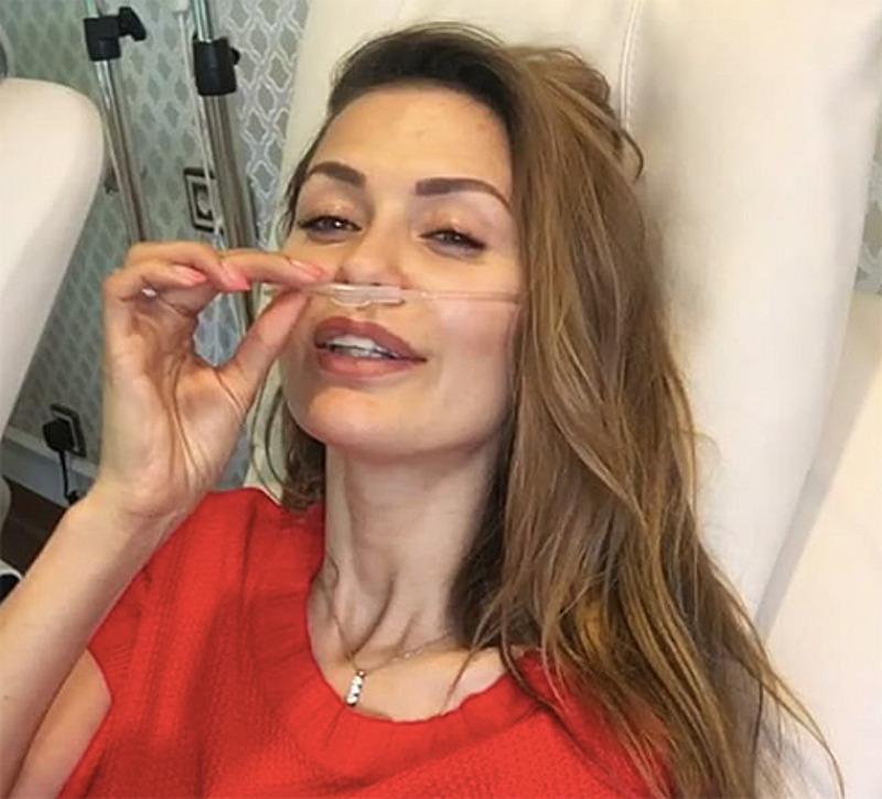 Телеведущая напугала поклонников фотографией с капельницей