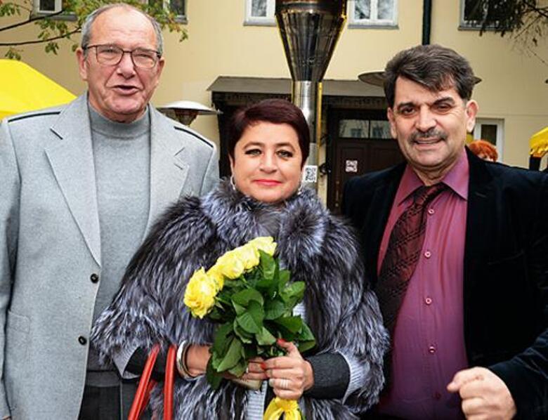 Владимир Вишневский и Эмманиул Виторган с женой.