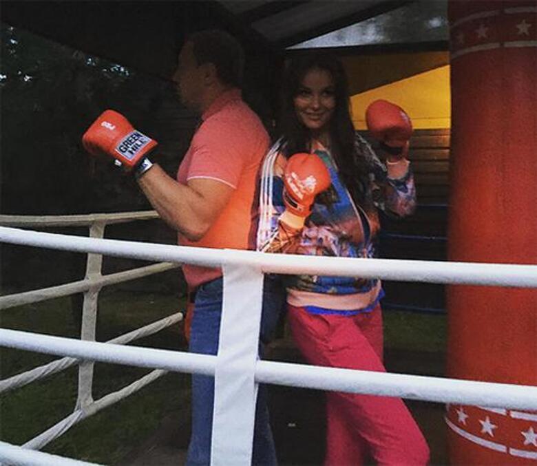 Оксана Федорова и ее муж Андрей Бородин. Фото: Instagram.com/fedorovaoksana.