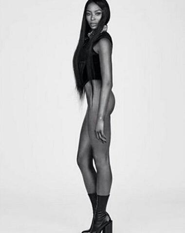 Наоми Кэмпбелл поделилась откровенными снимками. Фото: Instagram.com/iamnaomicampbell.