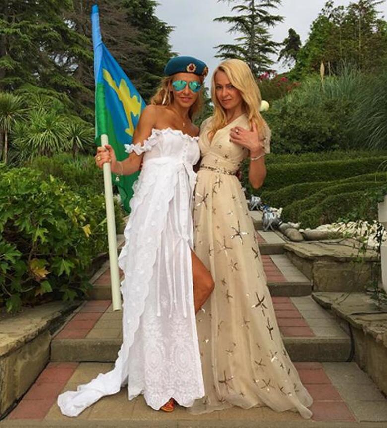 Татьяна Навка и Яна Рудковская. Фото: Instagram.com.