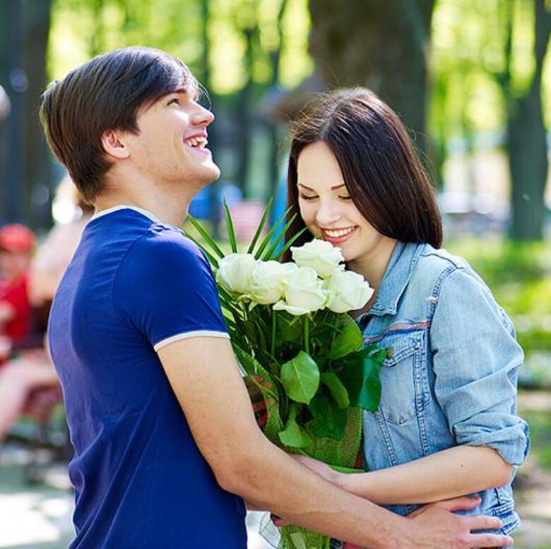 Как одеться на первое свидание? Фото: Lori.ru.