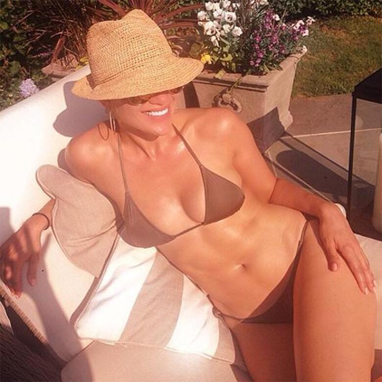 Дженнифер Лопес в бикини. Фото: Instagram.com/jlo.