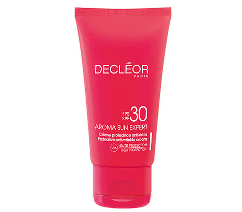 Солнцезащитный водоустойчивый крем от морщин для лица Aroma Sun Expert SPF 30, Decleor. Фото: материалы пресс-служб.