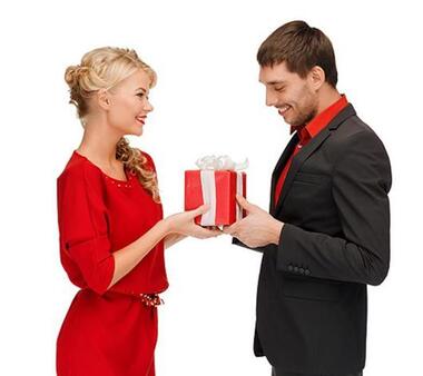 Что подарить любимому на 23 февраля? Фото: Lori.ru.