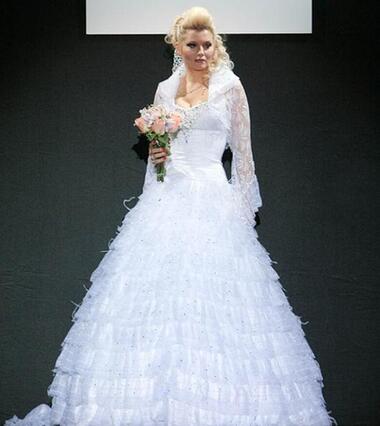 Лена Ленина.