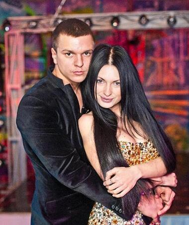 Евгения Феофилактова и Антон Гусев. Фото: dom2.ru.