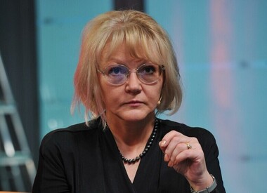 Марина Дюжева