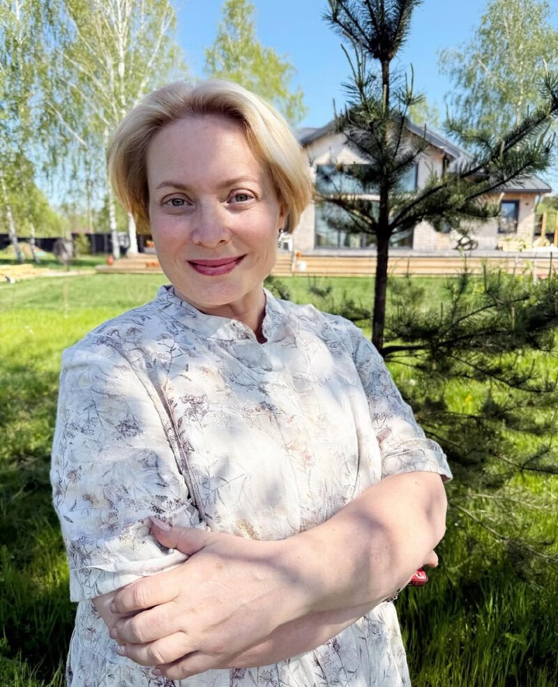 Светлана Пермякова на своем участке в Калужской области