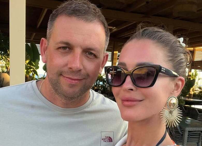 «Как так получилось?»: жених Анны Бузовой отреагировал на ее беременность нецензурными выражениями