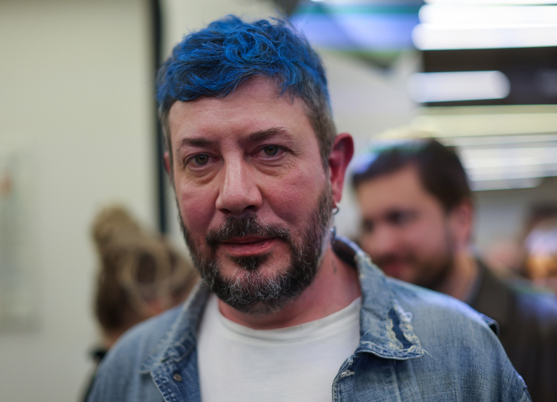 Читать снова стало модно: Артемий Лебедев, Зоя Яровицына и Николай Соболев поддержали тренд на чтение