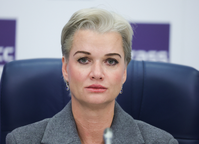 «17 июля тебя не стало, папочка»: Хоркина показала архивное фото ныне покойного отца