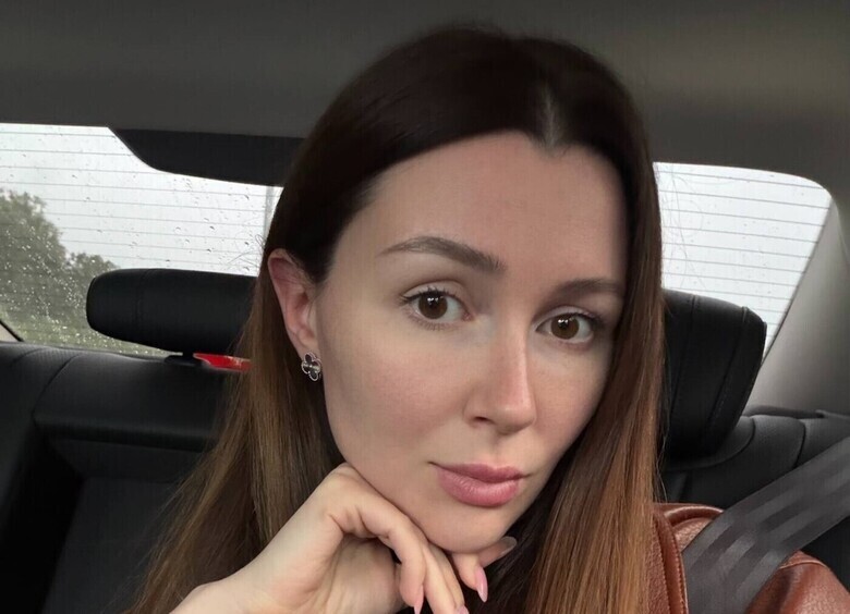 Анна Заворотнюк