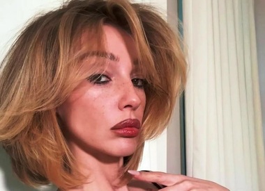 Кровавый ритуал в Эфиопии: Настя Ивлеева купила корову за 350 долларов и выпила ее кровь