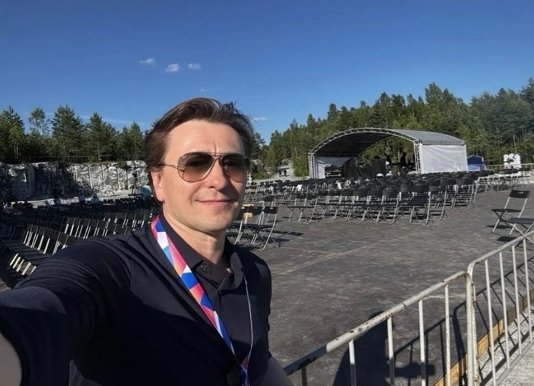 Безруков присоединяет Губернский театр к МХАТу имени Горького