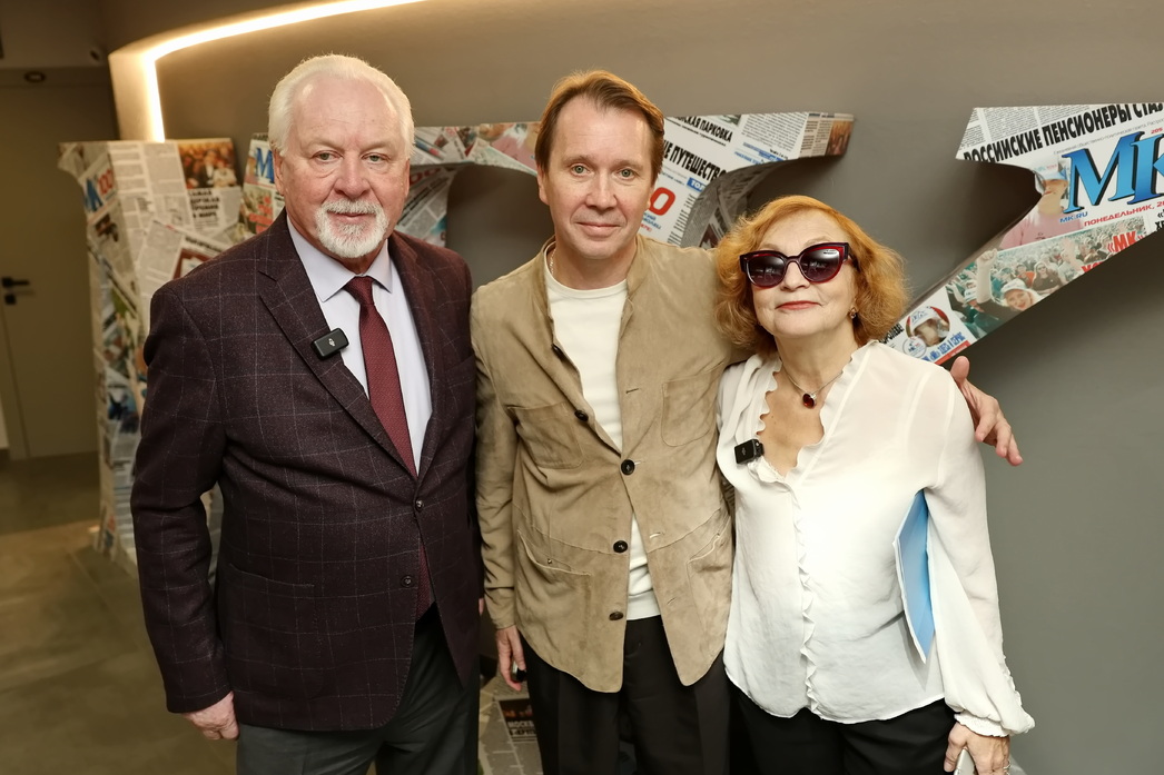 Павел Гусев, Евгений Миронов, Марина Райкина. Фото: Геннадий Авраменко