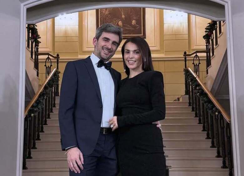 Певица Сати Казанова и фотограф Стефано Тиоццо отмечают день рождения дочери –,девочке с необычным именем Анагха (Anagha) (с санскрита переводится как “невинная”
