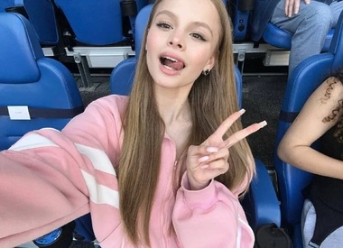Милана Стар вышла в свет после суда с отцом