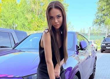 Яна Кошкина рассказала о непростом детстве и отношениях с отцом
